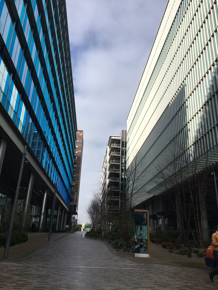Stef_Tinsley's tweet image. Arrived at Microsoft HQ for 3 days of boot camp!! #digitalvision #techforlearning #collaboration