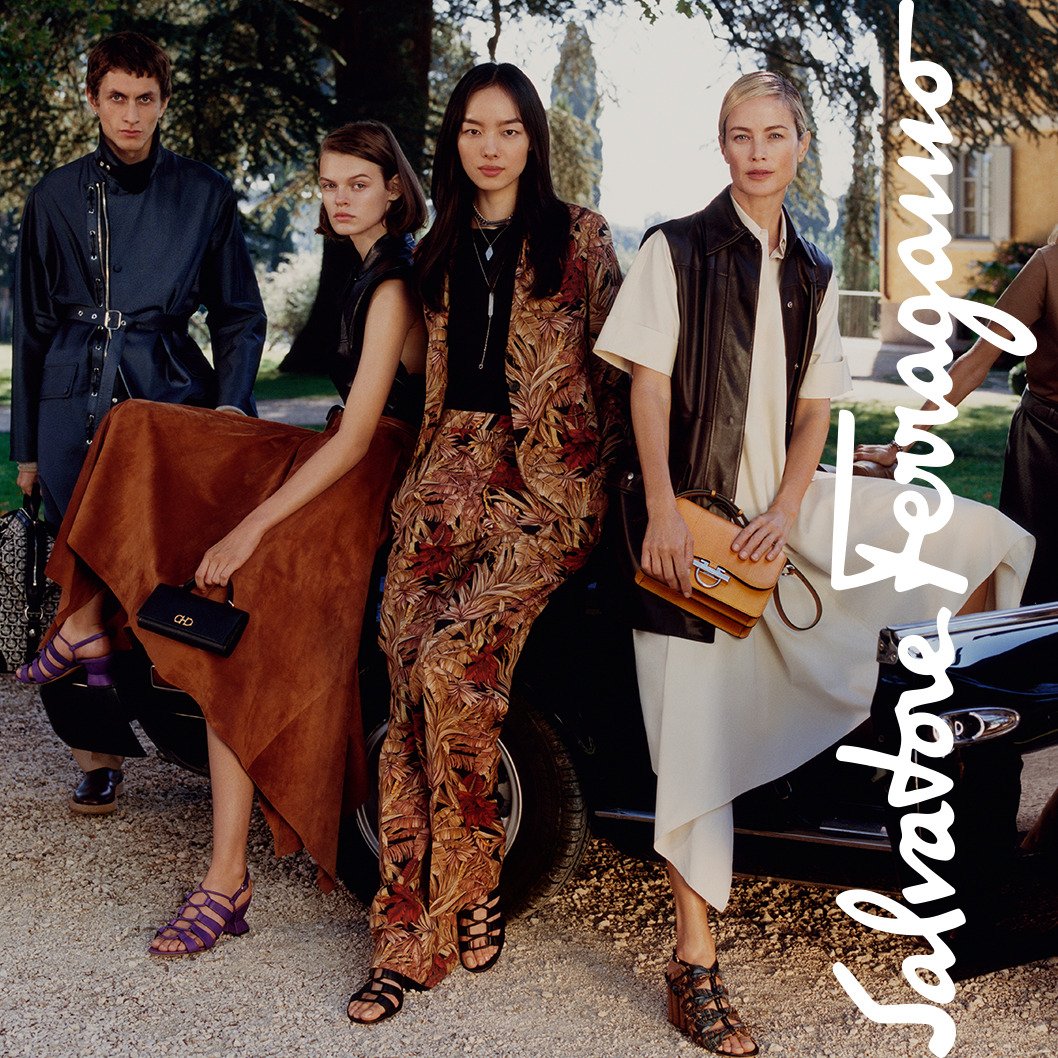 Ferragamo's tweet photo. The #PatchworkofCharacters enjoying La Dolce Vita in the #FerragamoSS19 collection
https://t.co/5QgNLLzXtP https://t.co/U9uuvvu0Eq