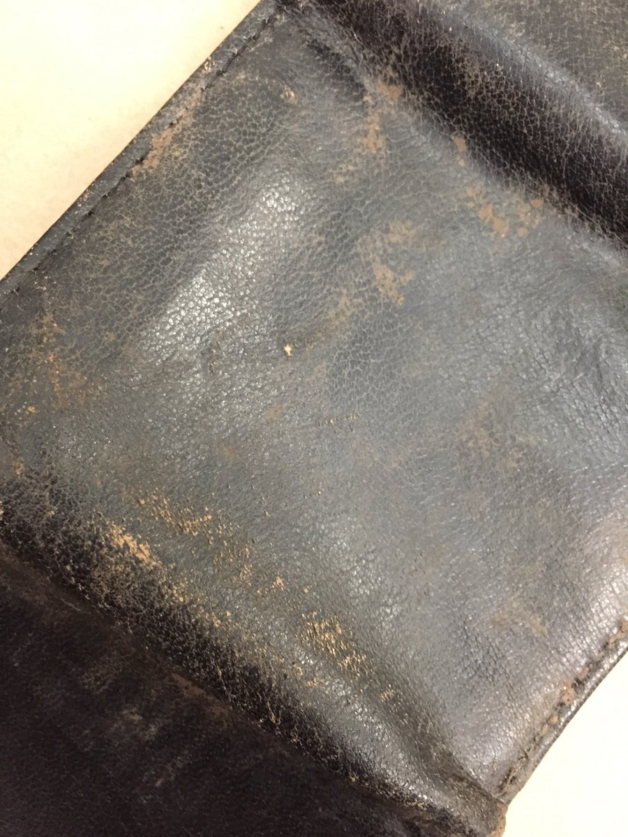 LRC_Apprentice's tweet image. Check out this #transformation

All thanks to the #leather #cleaner and #protection

#leathercleaner #leathercleaning #leatherprotect #leatherprotection #leatherrepair #leatherrestoration #wallet
