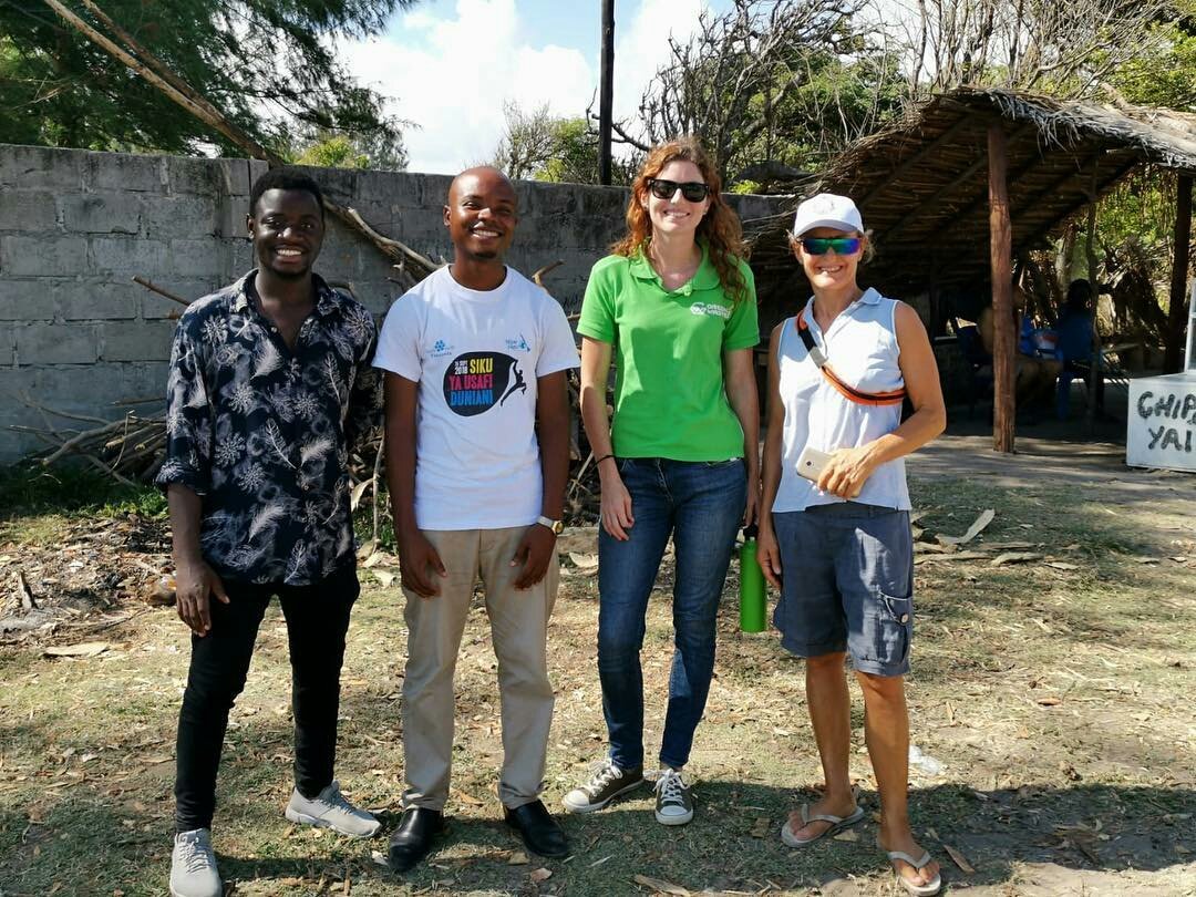 NipeFagio's tweet photo. To celebrate World Recycling Day on the 18th March we partnered with Green Waste Pro ltd and the Kigamboni sober house to clean up Kigamboni beach and provide information on the importance of recycling and responsible waste management!
#letsdoittz #WorldRecyclingDay https://t.co/F9MxzCXsci