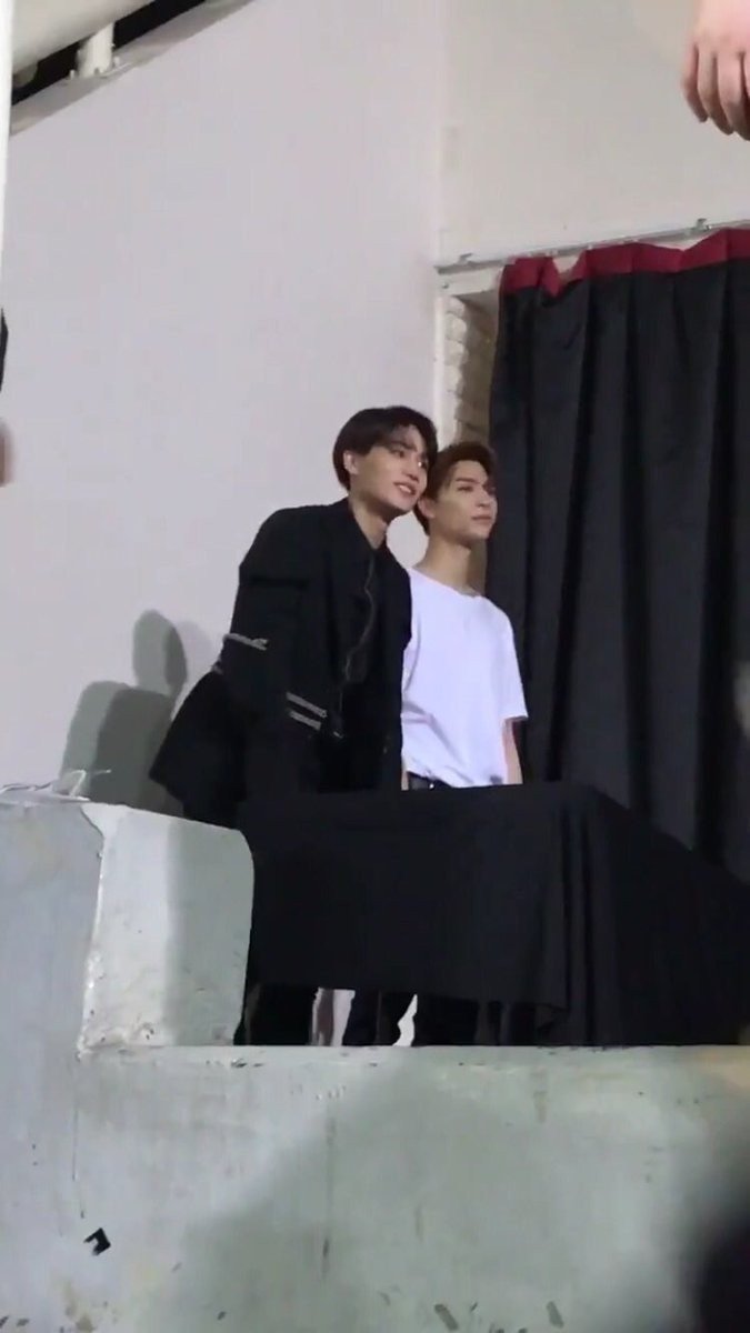 at the same day too, 180314 at EMPATHY SHOWCASE! Johnny & Taeil being a goal bestfriend each others~ thats kinda of bestfriend that we wants it the most! 