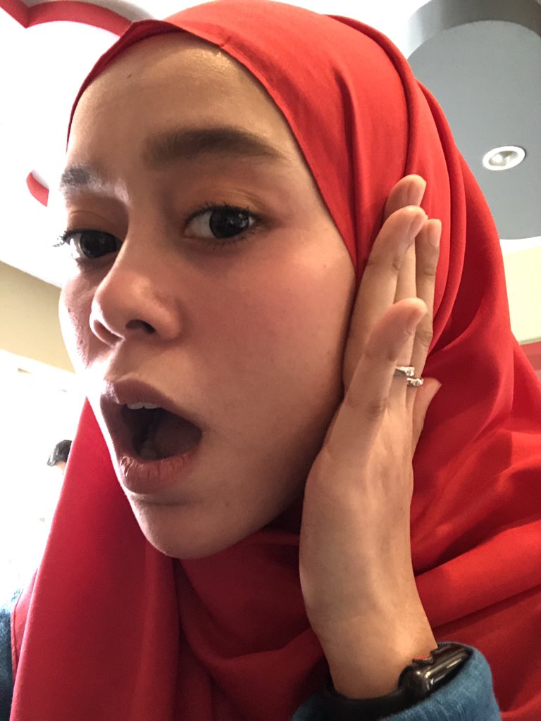 Udah liat kah kalian vclip nya 
#VCLestyAdaCeritaOnYoutube