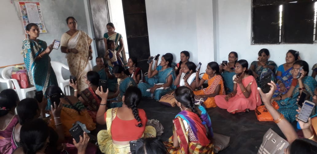 WCDAdilabad's tweet photo. Our Supervisor along with Master trainers conducting ICDS CAS Phase-3 training at #Neradigonda #Boath #ICDSProject
@MinistryWCD
@WCDTelangana
@viziendira_ias
@SPreraks
@PoshanAbhiyaan
#StopMalnutritionTelangana
#ICDSCAS https://t.co/cPUgTF1uxA