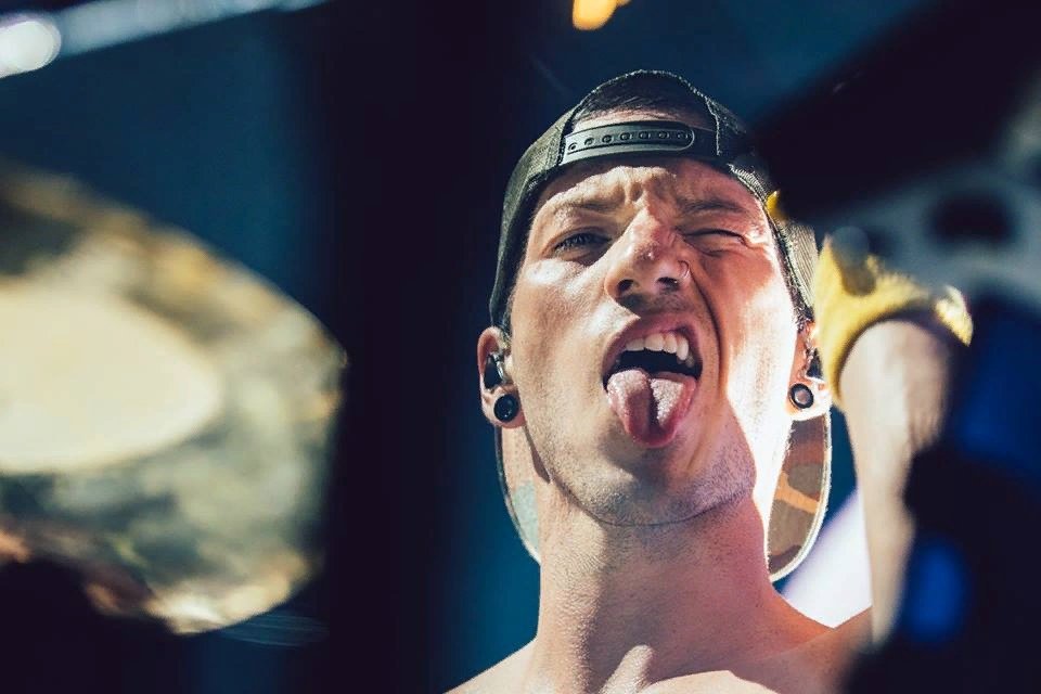 ariflame_sa's tweet photo. #votetwentyonepilots #KCA
Тайлер Джозеф моя вайфу
Джошуа Дан мой хусбендо https://t.co/2J4IxMW3Zd