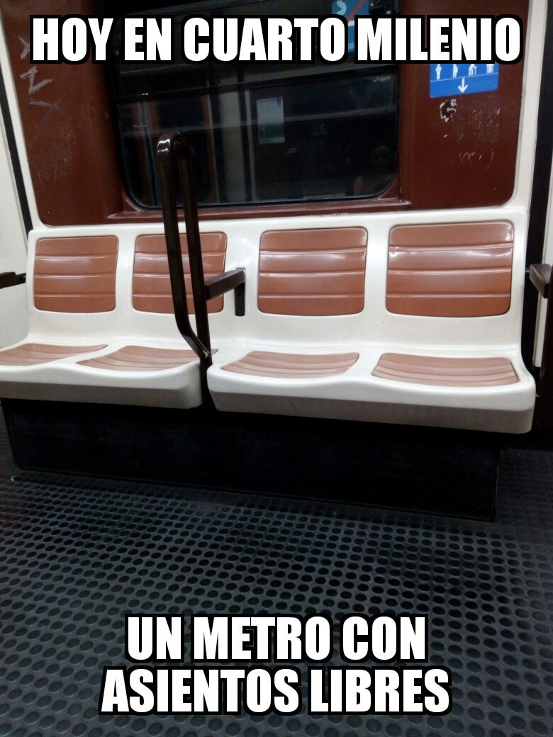 TecnicoTeleco's tweet photo. #HistoriasDelTransportePublico 
Sitios libres ¿mito, leyenda, realidad? 
#Humor https://t.co/PxFPXUjOat