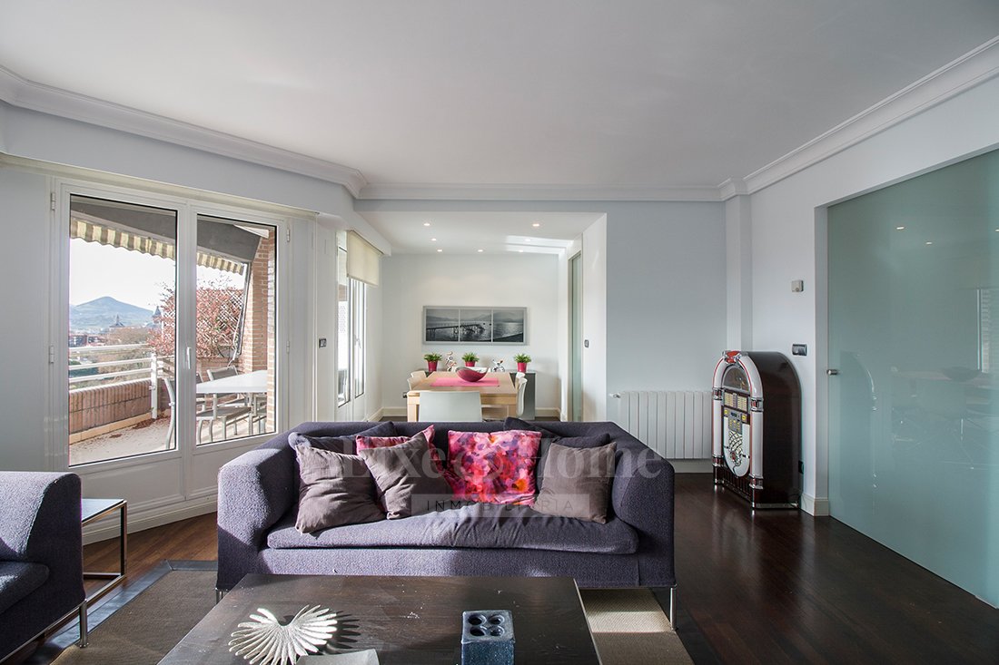 EtxeAndCo's tweet photo. Si buscas una vivienda en alquiler en Donostia nuestros compañeros de @etxeandhome tienen lo que necesitas.  

▶ https://t.co/4YqV7ubruU 

#EtxeAndCo #EtxeAndHome #AlquilerDonostia https://t.co/895KMJSXuP
