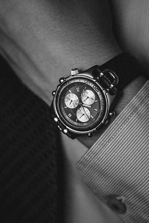 In every day, there are 1,440 minutes. That means we have 1,440 daily opportunities to make a positive impact.” – Les Brown –