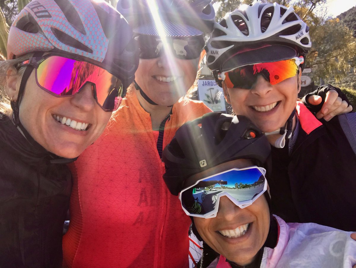 Jenlewis20's tweet photo. An amazing 5 days of cycling in Mallorca. What a beautiful place 😍Ticked off some #bucketlistclimbs too! #sacalobra #puigmajor #capdeformentor #cyclingholidays #mallorcacycling #cyclingmallorca #grimpeurs #womenscycling #morewomenonbikes @mallorcarocks @mallorcacycling https://t.co/9KVhgiJ8oi
