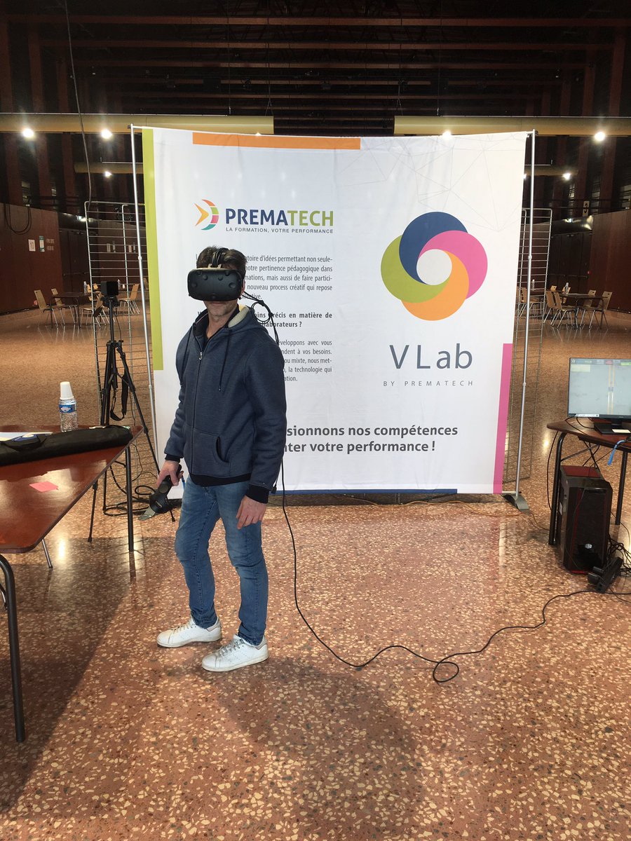 prematech1's tweet photo. Retrouvez-nous aujourd’hui au salon de l’emploi #CapIndustrie à @VilleStNazaire et venez tester notre formation Pont Roulant en réalité virtuelle #Alveole12 https://t.co/B9ekr279la