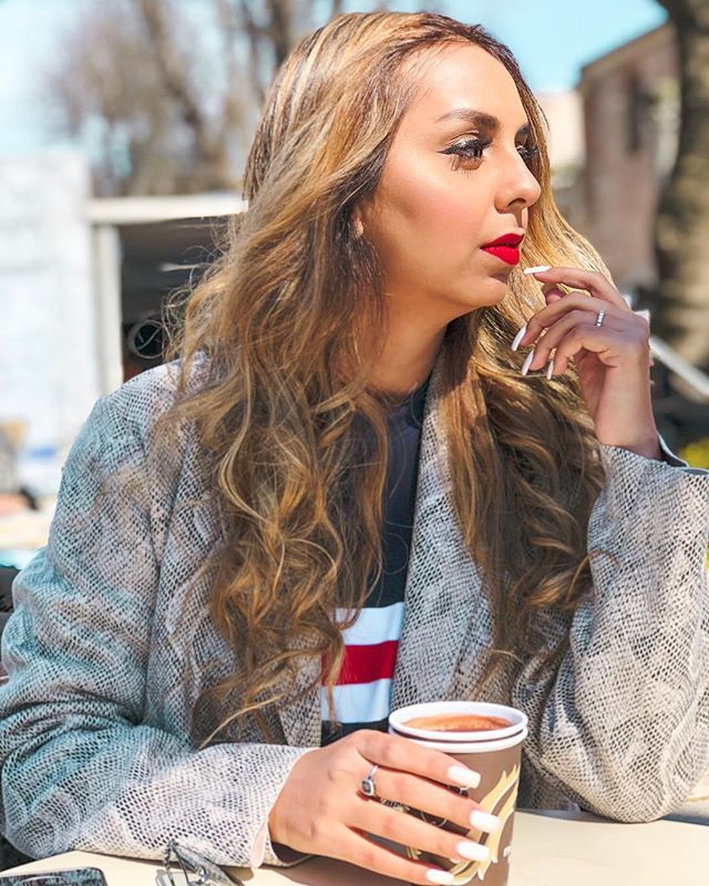 AanamC's tweet photo. Hot chocolate weather for life? I don’t mind! ☕️
-
#WhatWhenWearEats #WhatWhenWearTravels #WhatWhenWearInTurkey https://t.co/CrSX4Qcb6P https://t.co/JMr5F13njf