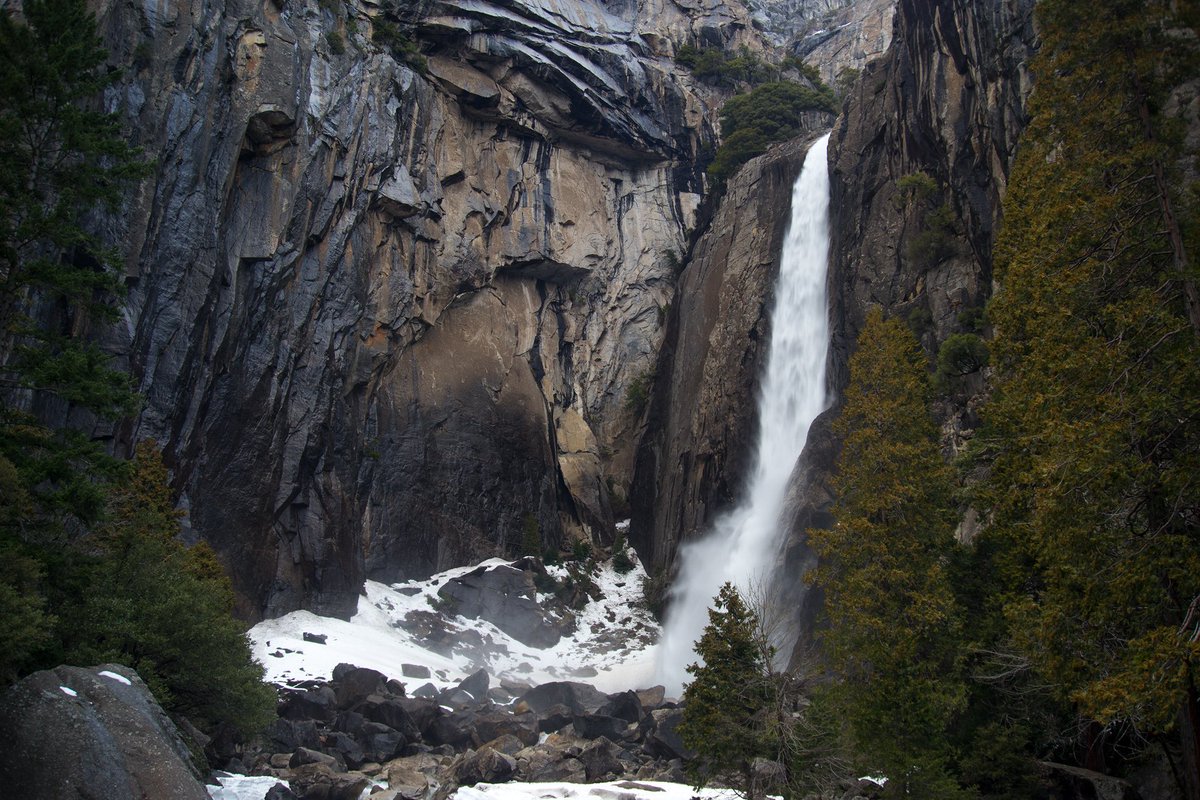 Lower Yosemite Falls, February 2019

cpburrows.com

#yosemite #falls #waterfall #photography #photograph