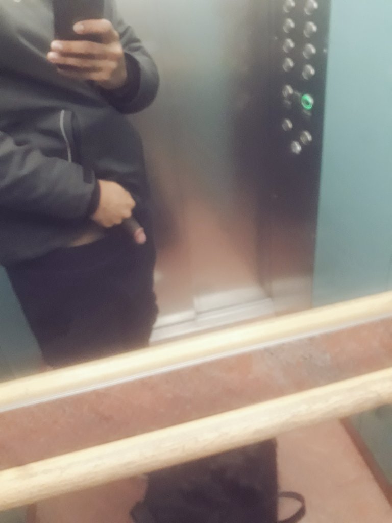 Enormousorangu1's tweet image. Yesterday at work
#deliveryjob #fooddelivery #Munich #nudes #horny #cock #Deutschland #Gaydeutschland
@paradiseboyss @GentleGiantGER @sissymexico @PublicBJs @slutankur