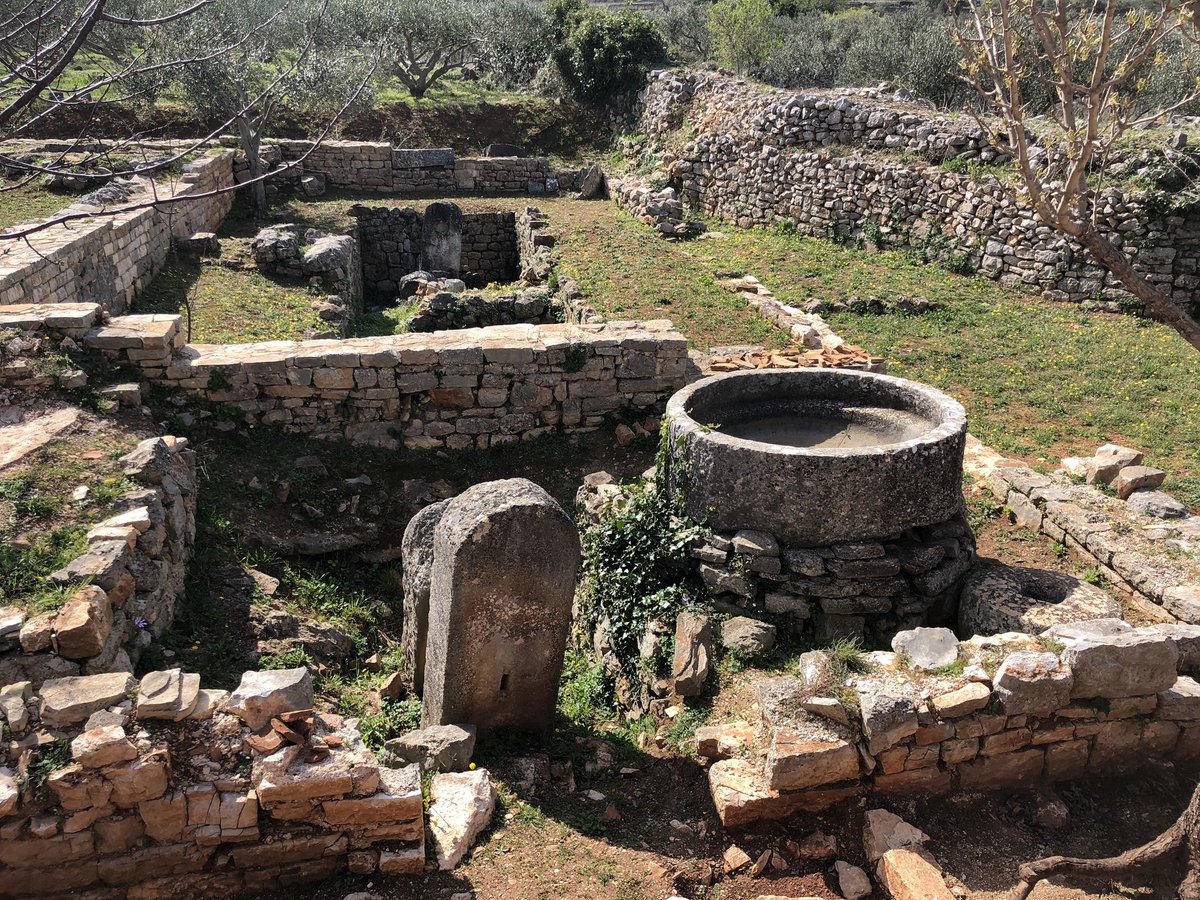 SecretHvar's tweet photo. the remains of the Roman Villa rustica on Hvar island
#Hvar #SecretHvar #Dalmatia #Croatia #CroatiaFullofLife #Archaeology #heritage #hiking #outdoor #adventure #offthebeatentrack #offthebeatenpath #offroad https://t.co/4x8nk5bWmy