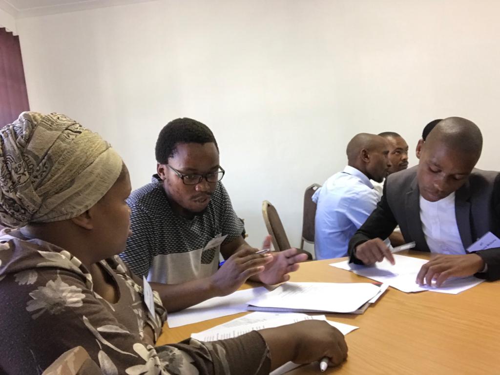 khanyisainanda's tweet photo. Checking for understanding and engaging learners:

Think, Pair, Share
#EasterSummit

@ZenexF @BridgeProjectSA @GTI_educators @inandasem https://t.co/nhGRKD7IfE