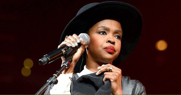 Given_XCI's tweet photo. When is Apple Inc. having talks with Kwesta to upgrade Siri's voice? https://t.co/oOvlqBfacW