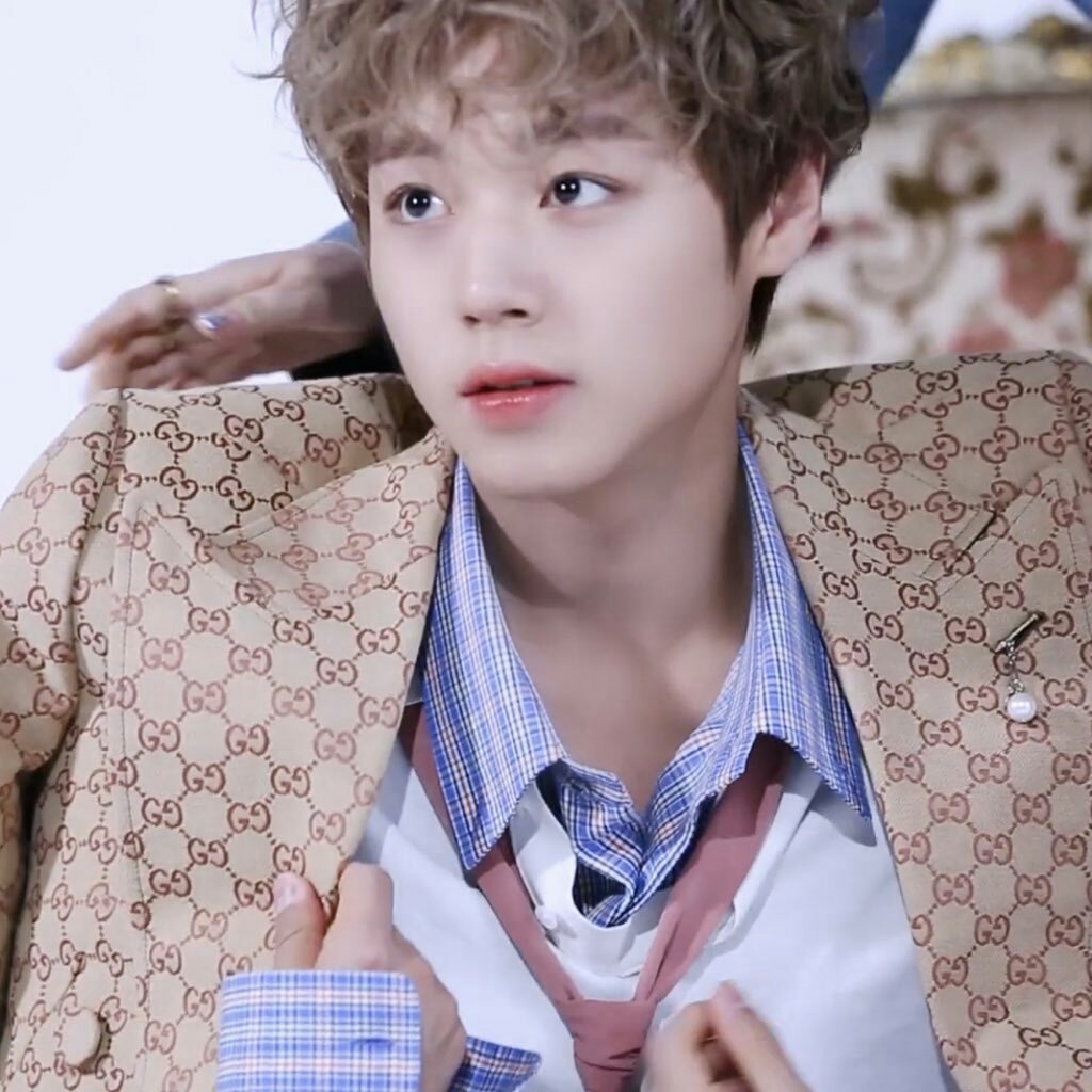 เกี๊ยว tweet media