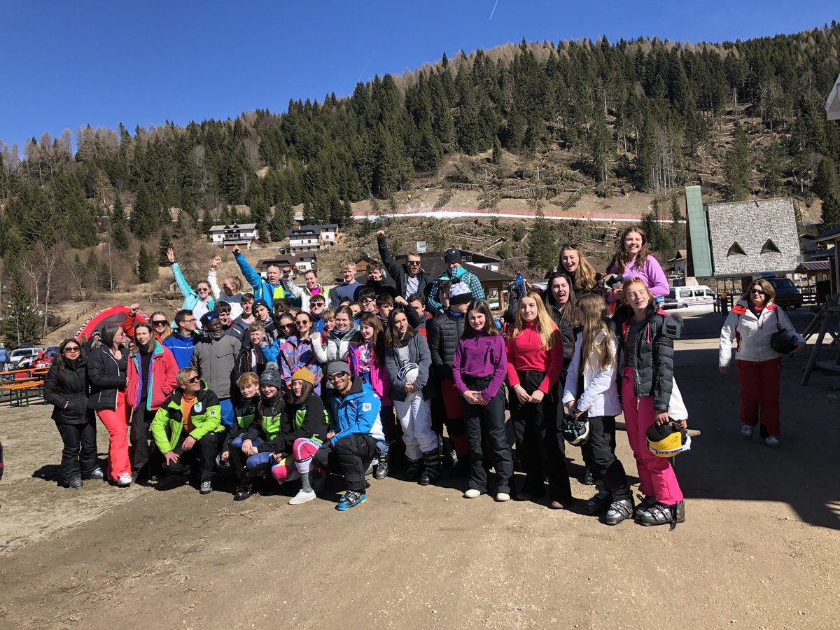 kh_skitrip's tweet photo. Great to be able to meet and cheer on the Irish team at the FIS Children’s World Cup in Folgaria Italy! @ski_ireland @Kings_Hospital #nextpat https://t.co/EFKjYYgUH8