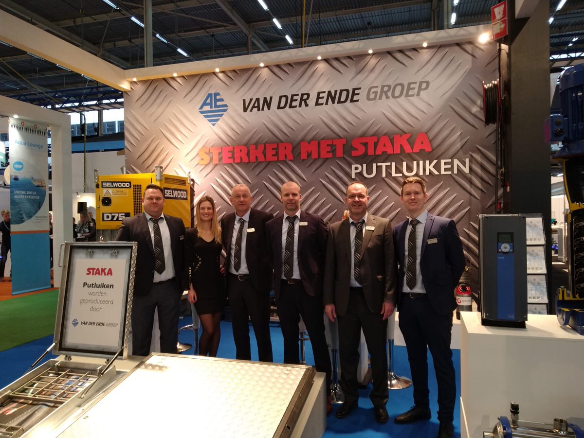 vanderendegroup's tweet photo. Ons team staat klaar voor de eerste dag van de @Aqua_Rio_EH. Kom langs op de stand (i.113) en doe mee met de #Staka putluiken prijsvraag. Tot straks! #aquanederland #putluiken https://t.co/kEaTz79yJh