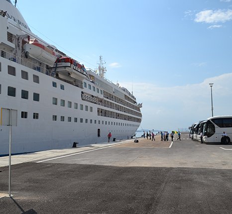 albaniaholidays's tweet photo. Albania Holidays provides exciting excursions for Cruise passengers stopping in Albanian ports (#Durres, #Vlora &amp; #Saranda). Enjoy the diving into the Albanian culture, tradition and daily life. >>> https://t.co/OXhV2YB2Eh 
#albaniaholidays #tourstoalbania #shoreexcursions https://t.co/Czvo7VzE9f