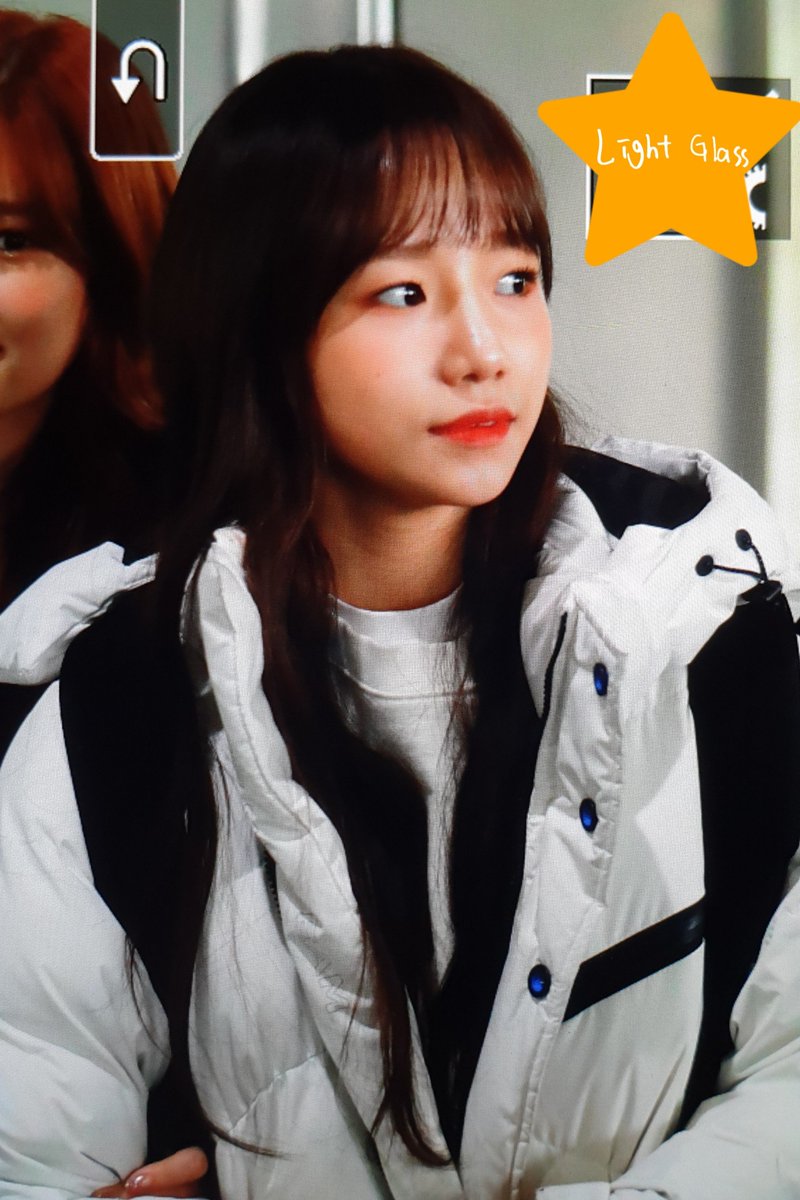 LightGlass1022's tweet photo. 190319 아이돌룸 퇴근 프리뷰
😭😭
#조유리 #아이즈원 #JOYURI #YURI #IZONE
#チョユリ #アイズワン https://t.co/4407ECDKrU