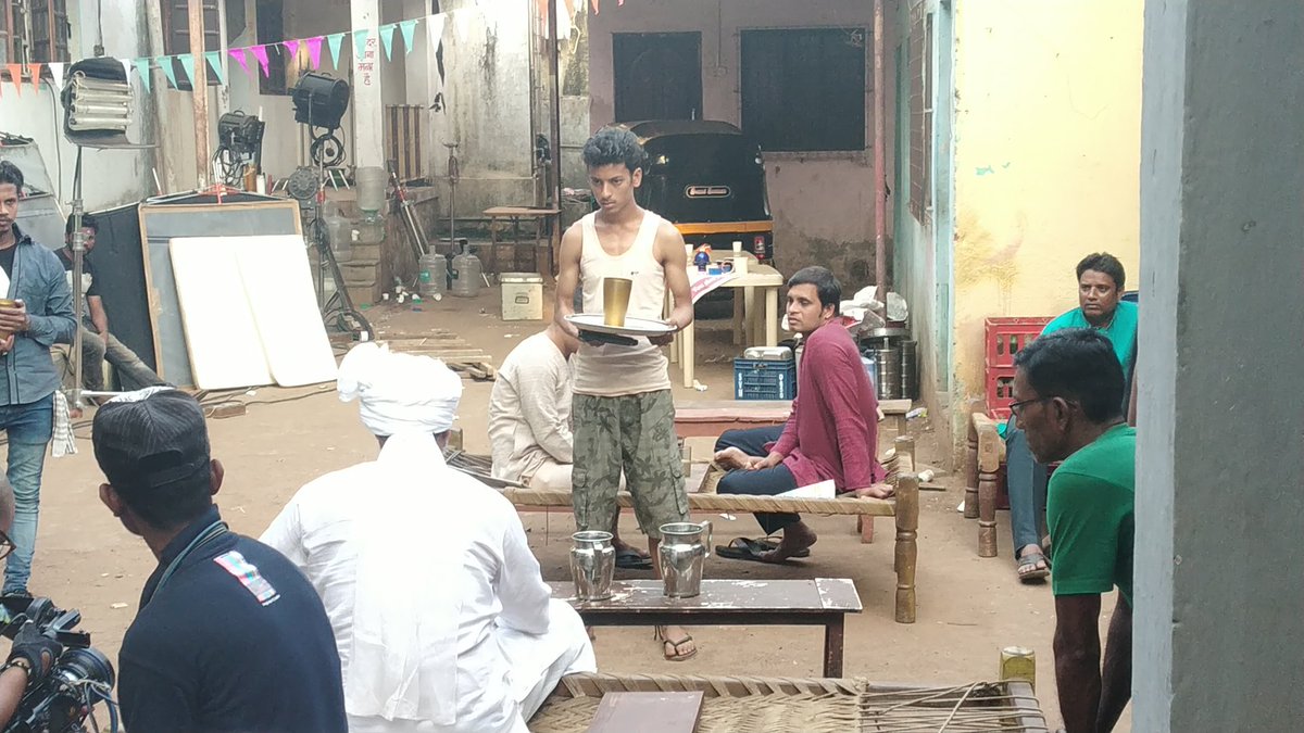 RaviVPandey1's tweet photo. #ravipandey coming this week in #shavdhanindia #starbharat
#bollywood #actorslife #acting #tvshow #trp #film #videostar #raisingboys #rasingstar #stargal⭐️ @ZoyaAkhtarOff @DharmaMovies @jogimallang @ABC_Casting @nickelodeoncast @CastingChhabra @vickysidana_ @yrf @RaviVPandey1 https://t.co/UDXJtomHfa