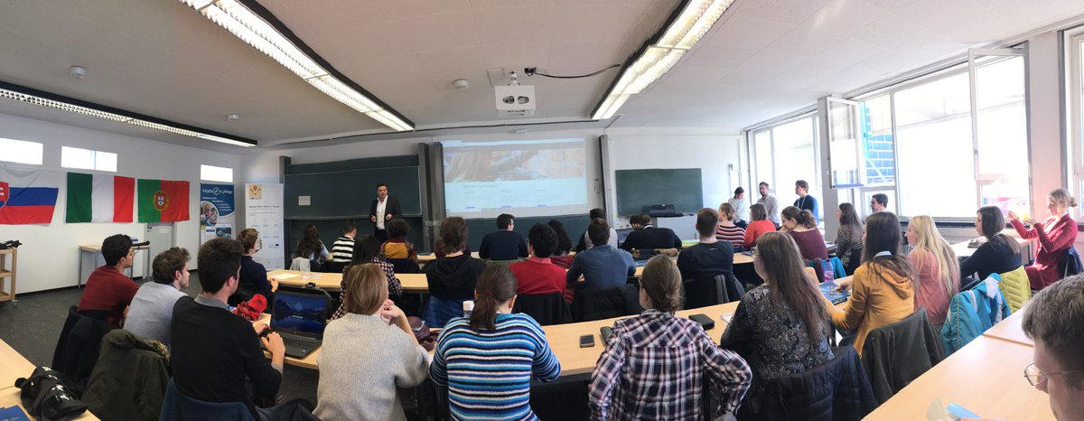 christianmercat's tweet image. @mathcitymap intensive training week! #MoMaTrE with Patrick Berger representing @UnivLyon1 @ESPELyon