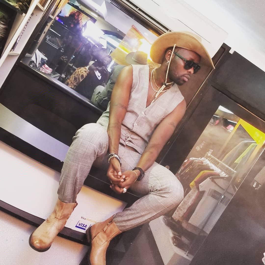 eddykenzoficial's tweet photo. Pride makes us artificial and humility makes us real. Keep it real 🤙👍 https://t.co/z8aPva8Ta9