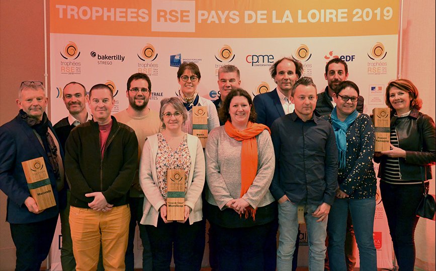 myRSE_Network's tweet photo. Pays de la Loire : 4 entreprises distinguées pour leur démarche #RSE !
Bravo aux lauréats des @trophees_RSE Pays de la Loire !
👏 @MacoScop
👏 #MartinTechnologies
👏 #PossonPACKAGING
👏 @ScopMicro
▶️ Plus d'infos : https://t.co/5NzO4RWOOF https://t.co/4TgZwBFBIV