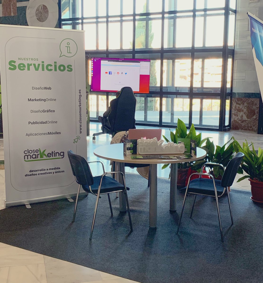 closemarketing's tweet photo. Comienza el primer día de #STW19 con el #TXDay
¡Ven a visitarnos a nuestro stand! https://t.co/LsgNrZJuSY