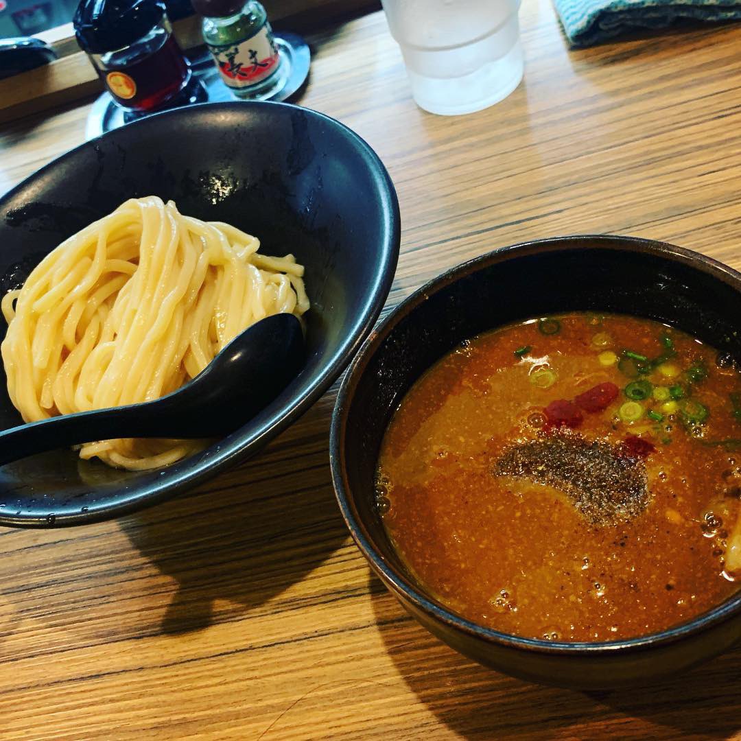 MrRamen4's tweet photo. Ginjo-Ramen Kubota@KyotoStation

Hello, it's me Yamasaki!
Today's Ramen Tour is go to my favorite ramen shop, “Ginjo Ramen Kubota”. The photo is a secret menu, mini ramen. We are looking for people who eat ramen together!

#吟醸らーめん久保田
#Mryamasaki
#ramentour
#SharingKyoto https://t.co/JsvzxKc5Rd