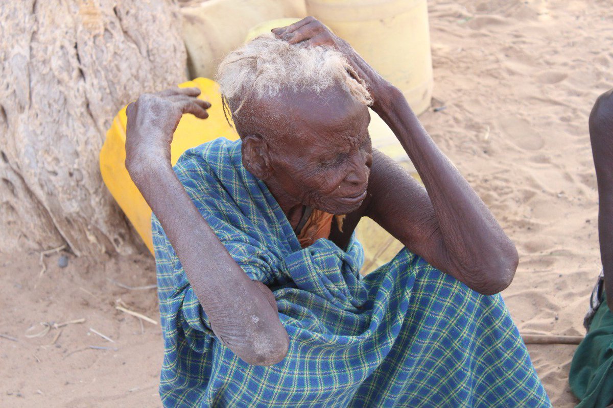 MikkeMzeyya's tweet photo. Tunaeneza porojo na kufumbia macho ukweli
#WeCannotIgnore
#TurkanaDrought
#BeyondPressConfrences
#KenyaDrought https://t.co/HRu0OznH6r