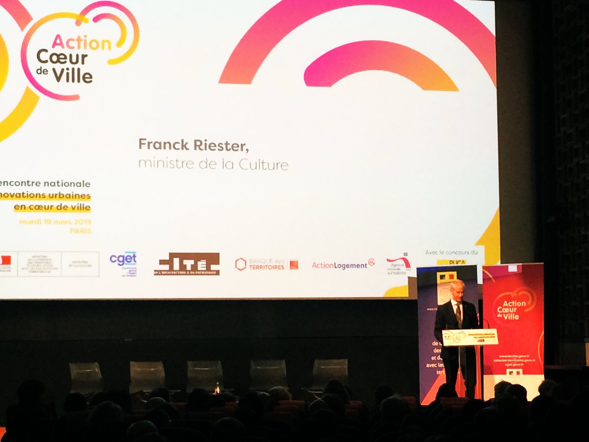 Lancement de la rencontre nationale « innovations urbaines en cœur de ville » <a href="/Citedelarchi/">Cité de l'archi</a>  avec @CGET_gouv et <a href="/MinistereCC/">Ministère de la Culture 🇫🇷</a> 
« Nous pouvons, et devons faire de chaque #ville, un lieu de culture ». « La #culture est un levier de revitalisation et de cohésion des territoires »