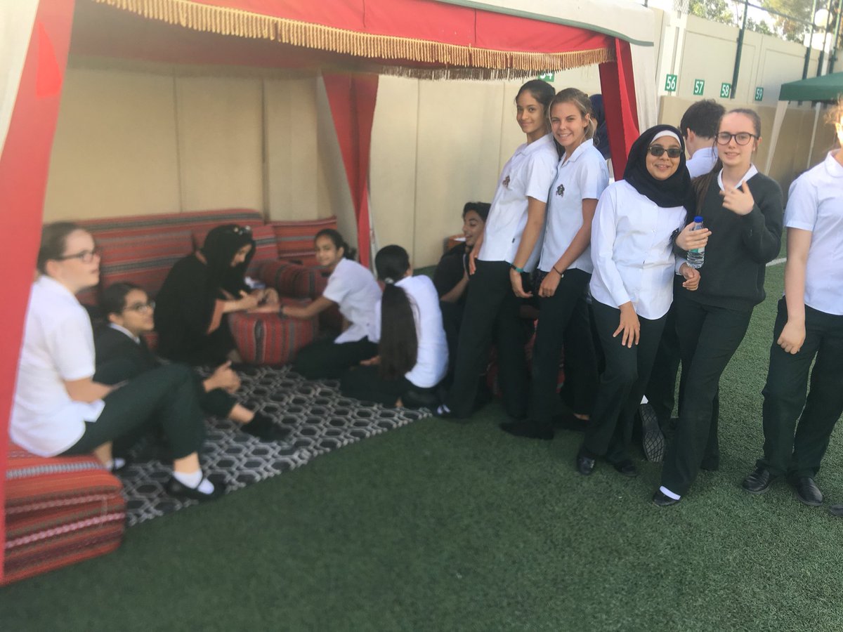 JCD_Arabic's tweet photo. Henna has always been so popular, students love it. @JumeirahCollege #JCArabicweek #JCDhappines #InternationalDayOfHappiness https://t.co/dAB7OigN5i