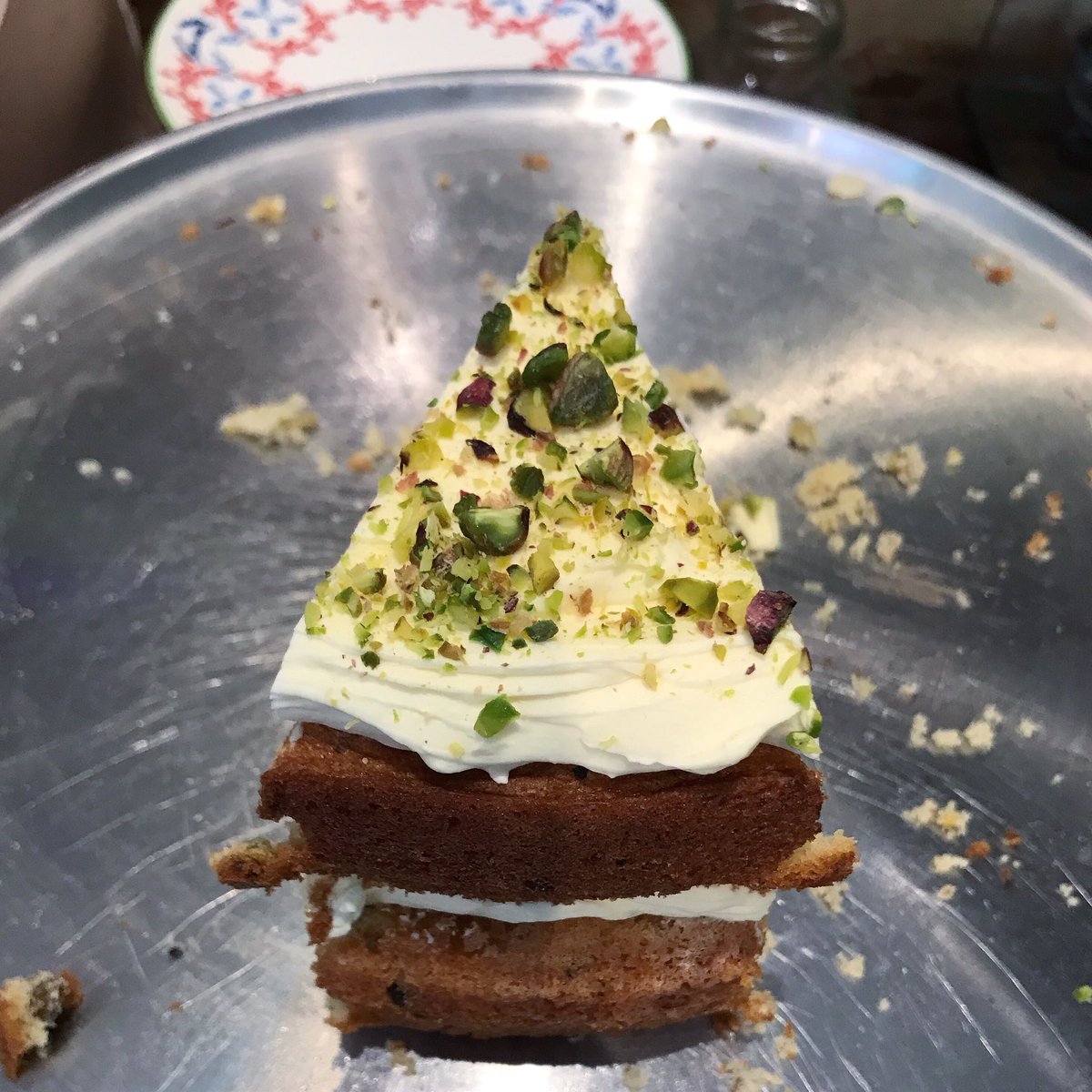 williamcafegla's tweet photo. Last slice left... who’s going to get it? #lastslice #homemade #bakeoff #williamcafe https://t.co/5ELYM3UwAL