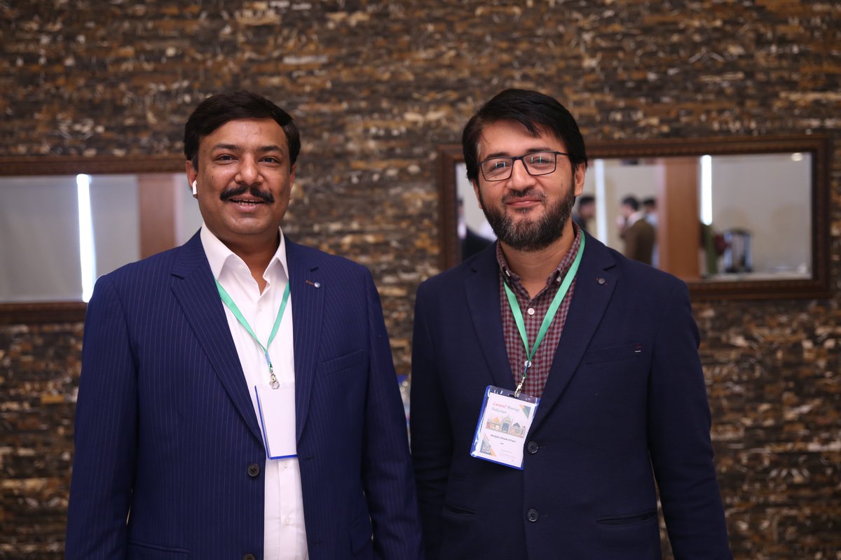 pitaficodes's tweet photo. #LaravelMeetupPakistan had 125 paid attendees and 6-8 speakers.
Finally an event photo with high quality. Quality of the event was also top notch. Can't wait to see how big it becomes next year.
Well done @fakharkhan and #SoftPyramid team. Pakistan Zindabad. https://t.co/EtBom8SzdH