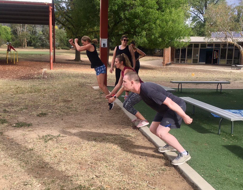LowreyDeborah's tweet photo. Love our North Ainslie Staff Fitness Sessions. #WorkLifeBalance  #funandfitness #teacherwellbeing #northainslieprimary https://t.co/fRYd4cNapC