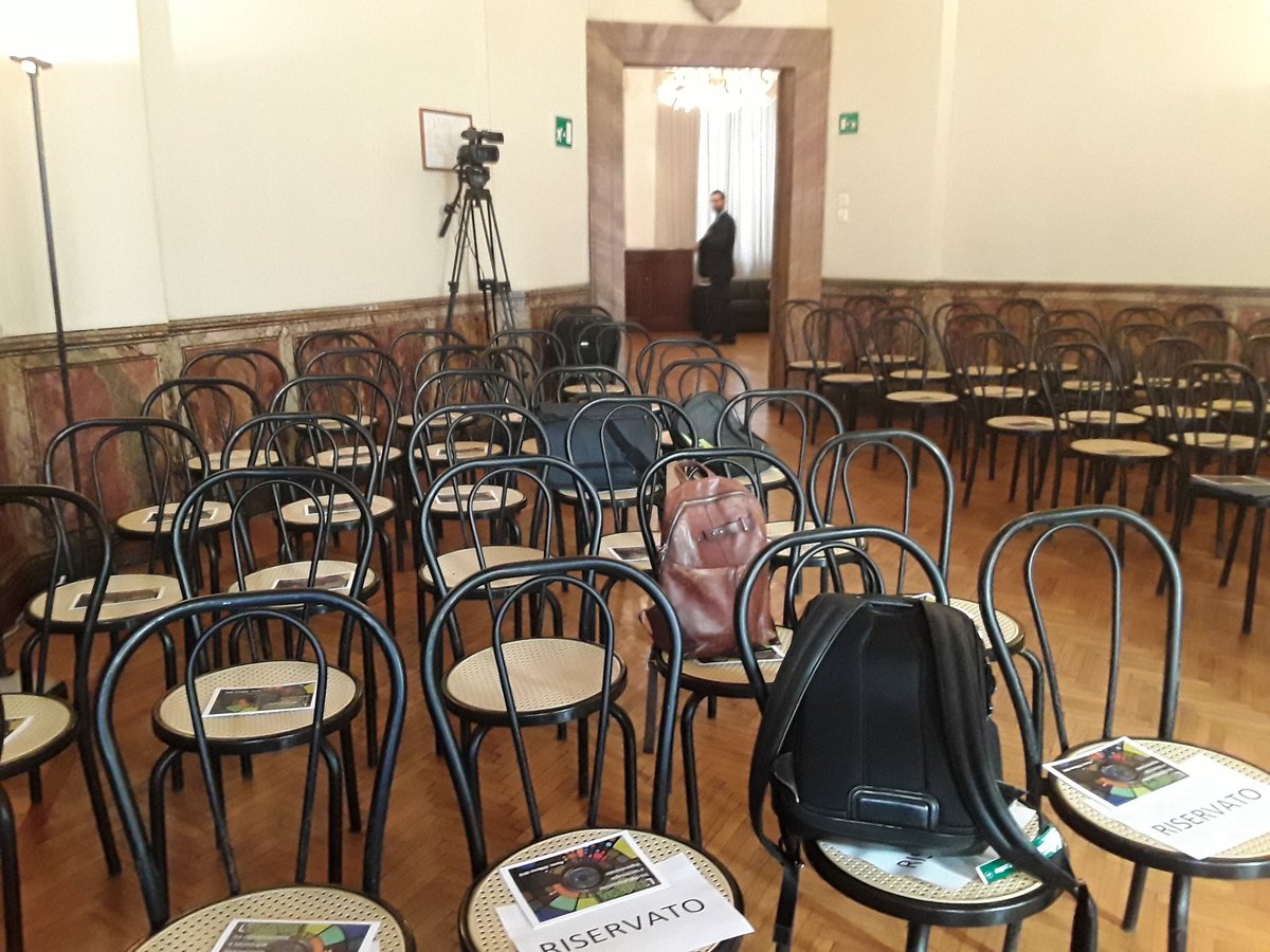 Edison4Gov's tweet photo. #edigital Stiamo per iniziare evento su Energia tra digitalizzazione e tecnologia esponenziale|@WEC_Italia 

Buon dibattito a tutti! https://t.co/jp04JbIhz7