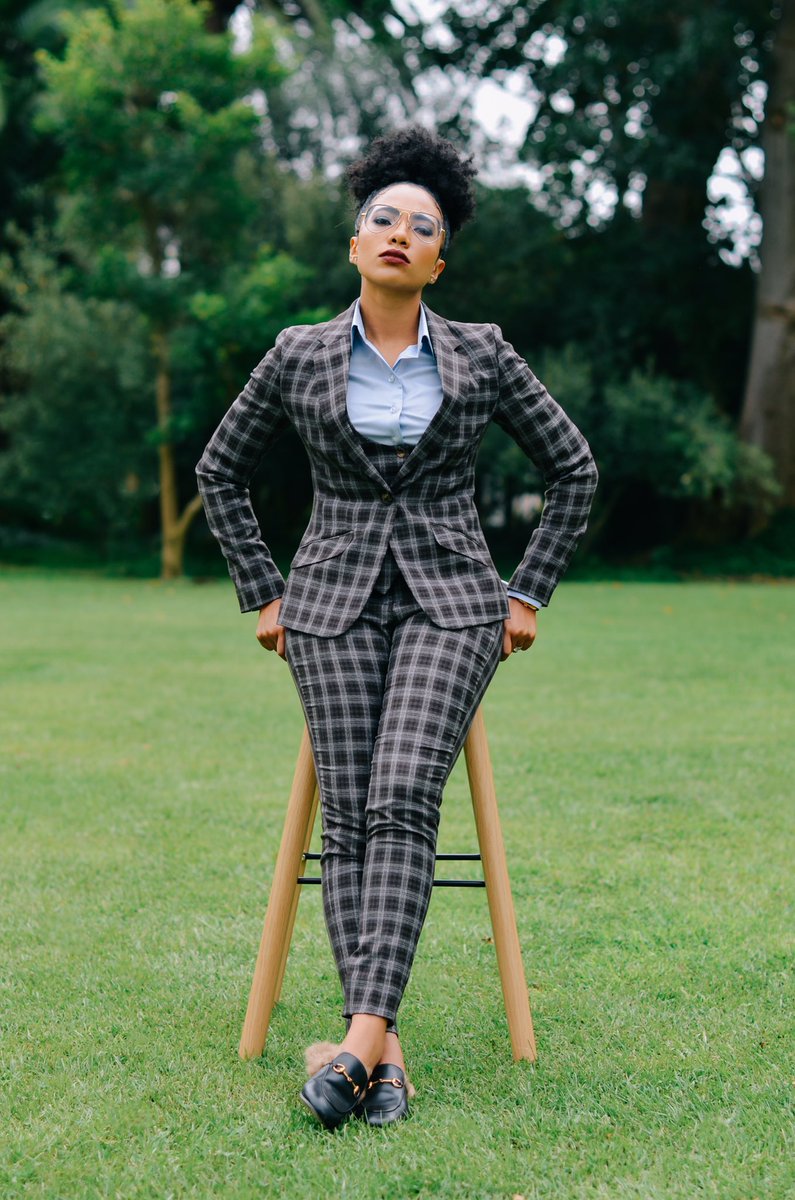 AmandaDupont's tweet photo. Suited Drip 💧 https://t.co/hLqAUs1TZG