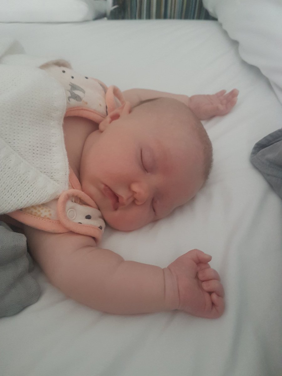 CMHenstridge's tweet image. So taking Ivy to the pub last night for the #ARUKconf ECR @ARUKscientist event, led to a COMPLETE MELTDOWN but then a night of sleep. Lesson learned: take baby to pub. Parenthood win, or call social services?