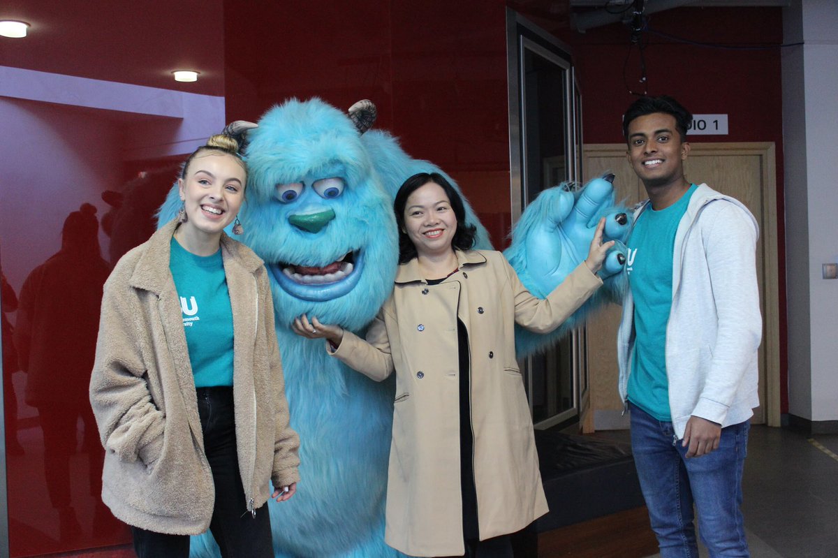 GFoL2019's tweet photo. This Wednesday the student team are very excited to be welcoming our partner university in Vietnam, Foreign Trade University to @bournemouthuni. Here’s some of our favourite moments from our last visit from University of Economics Ho Chi Minh City #BUproud #GlobalFol2019 #UKVNHEP https://t.co/ePhPEr8O3e