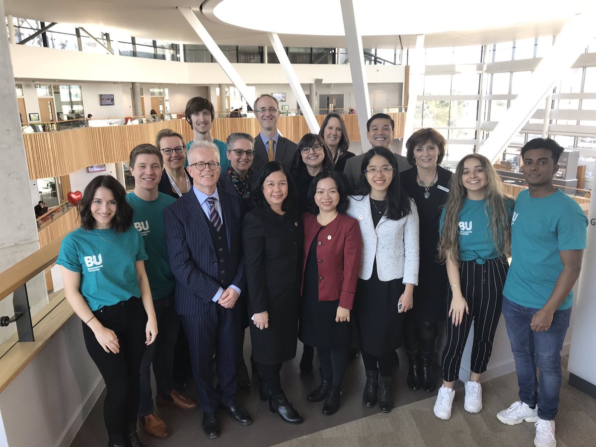 GFoL2019's tweet photo. This Wednesday the student team are very excited to be welcoming our partner university in Vietnam, Foreign Trade University to @bournemouthuni. Here’s some of our favourite moments from our last visit from University of Economics Ho Chi Minh City #BUproud #GlobalFol2019 #UKVNHEP https://t.co/ePhPEr8O3e