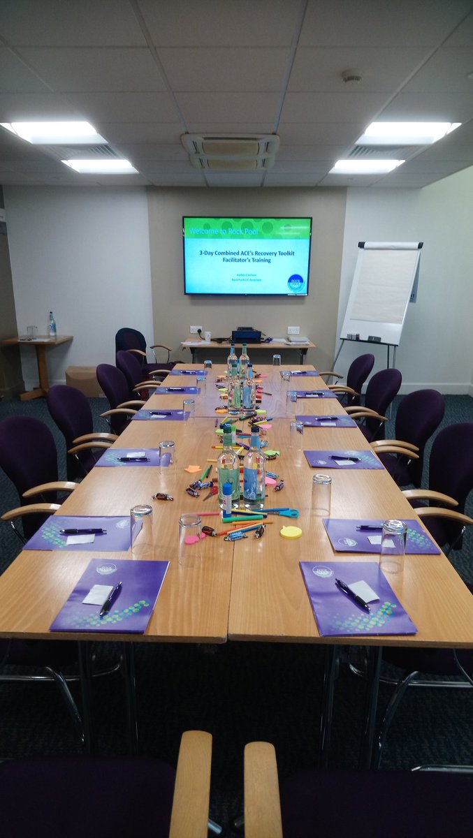 CanhamAmber's tweet photo. All ready in Heathrow to deliver 3 days of ACEs combined recovery toolkit to 12 delegates from a range of sectors across the UK. Love meeting new people who are passionate about being trauma informed and hearing about the services they offer. @rockpoollife #ACEs #traumainformed https://t.co/du6ZEVFUJa