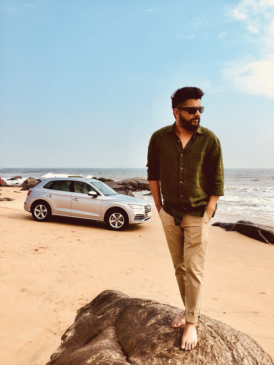 HELLOmagIndia's tweet photo. All journeys have secret destinations of which the traveler is unaware
#NowIsCalling @AudiIN @krnx @Karkeragirish #AudiQ5 #audiquattro #suvlife https://t.co/tzFObNwTyz