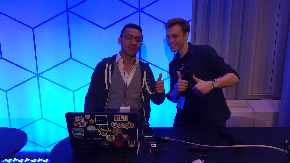 IamPablo's tweet photo. Team 3 - KitKit: records audience reaction to your presentation and gives you a graph of audience satisfaction, also counts users usign #Azure #cognitiveservices and #Emotionrecognition + gives feedback! @NiCkloud0  @brahiimke https://t.co/Hr7oo2Iz7T