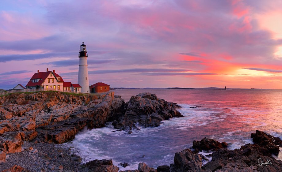 There’s a #sunrise and #sunset every single day, and they’re absolutely free. Don’t miss so many of them. ~Jo Walton

Find your peace at sunrisesandsunsetsofamerica.com.

#Sunrise; #PortlandHeadLight; #CapeElizabeth, #Maine

🇺🇸#sunrisesandsunsetsofamerica for a feature

📸Susanne Kremer