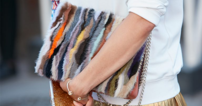 PaytmSeONDC's tweet photo. Take your style statement a notch higher with these astounding 2019 bag-styles. #fashion #handbags https://t.co/xqi5zLGivu https://t.co/ogjjmgQGDE