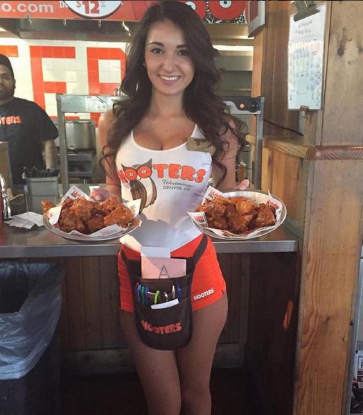 HootersHawaii's tweet photo. More is merrier. That's why we've made Wednesdays all you can eat wings-days! See you tonight 🤤 https://t.co/4bLFjevkct