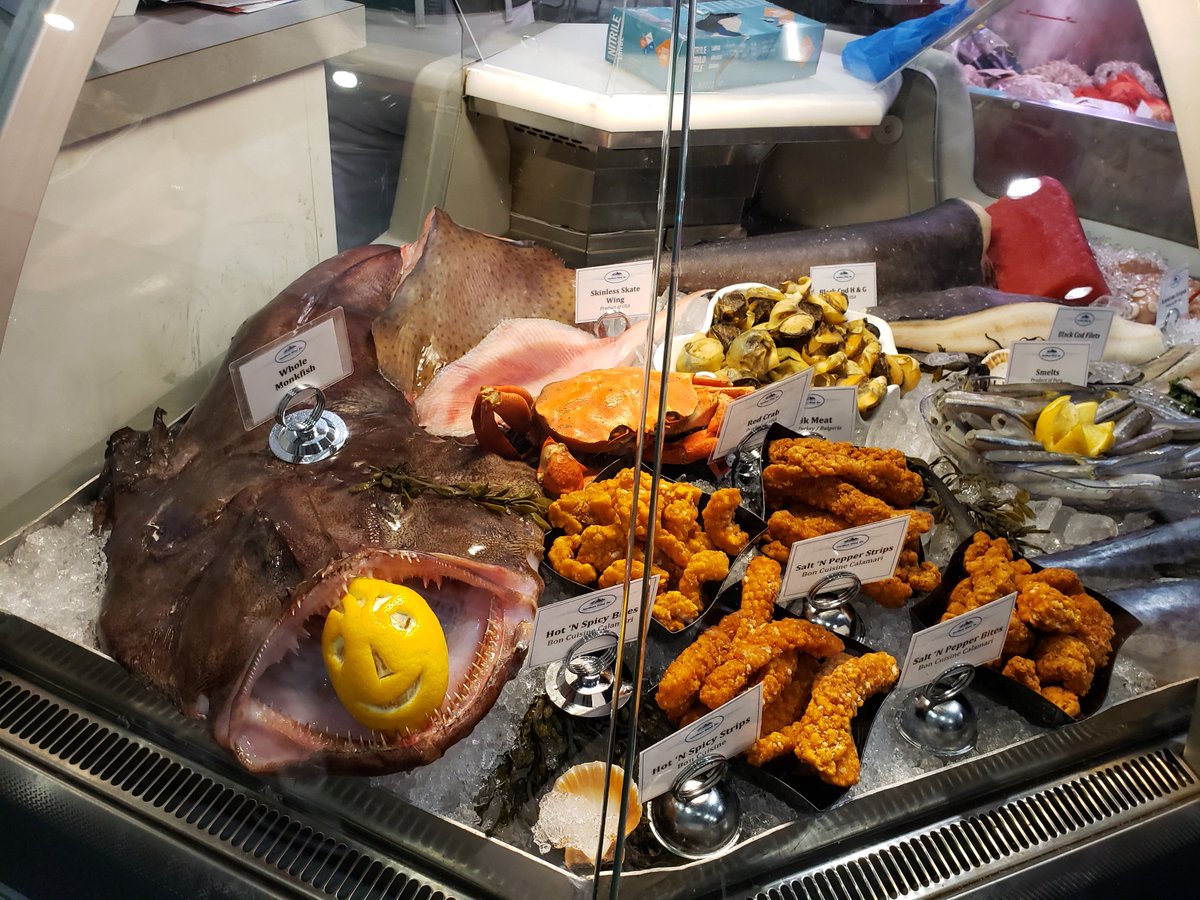 SeasourceImport's tweet image. What was your favorite product on display at #SENA19?

Some of ours are below:

Authentic fresh wasabi, a hungry monkfish, and a beautiful display of masago.