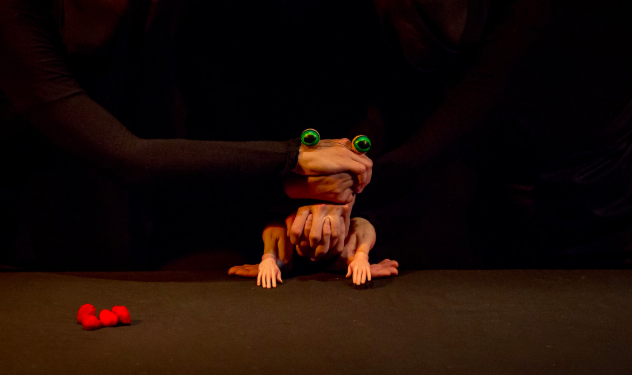 MovingPartsArts's tweet photo. Good morning!
Here is a little puppet frog for your morning commute.
Courtesy of #Transmographiles which will be at our festival this year! https://t.co/en7dJtzsgq