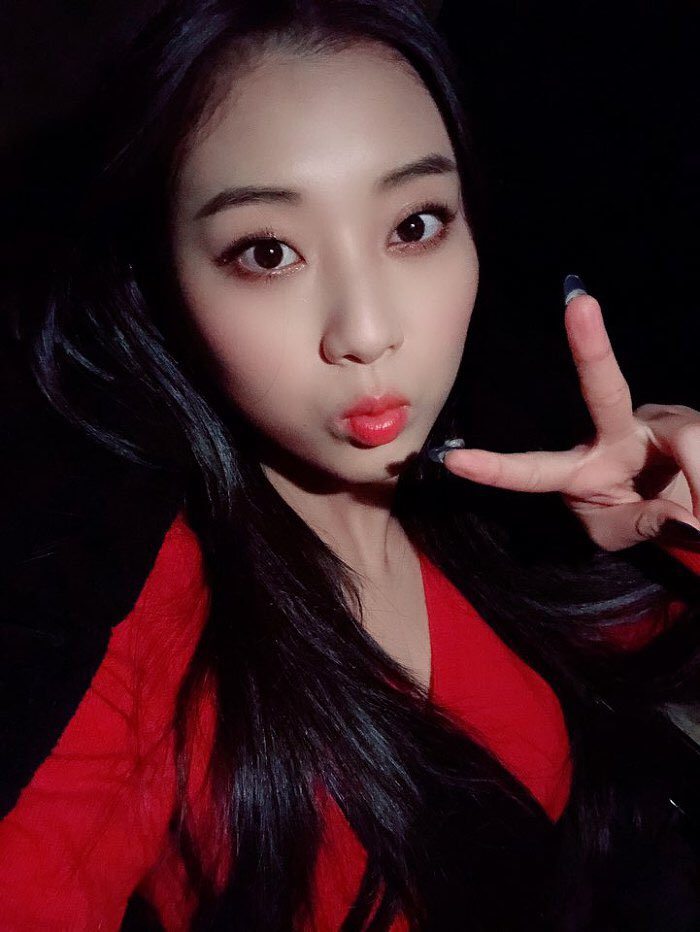 clc_juice's tweet photo. 지금까지 추억들을 생각하면서 너무너무 행복하고 볼때마다 스키가 많아졌어!ㅎ 항상 고맙고 앞으로도 잘부탁해❤️ 빨리보고싶어😢 #CLCxCHESHIRE #4TH_ANIVERSARY #4YearsWithCLC #씨엘씨_고맙고_사랑해 https://t.co/kGKzcgJQPV